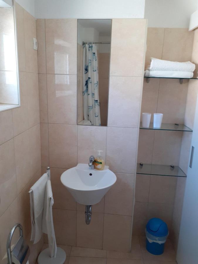Apartment Zlata 拉布 外观 照片